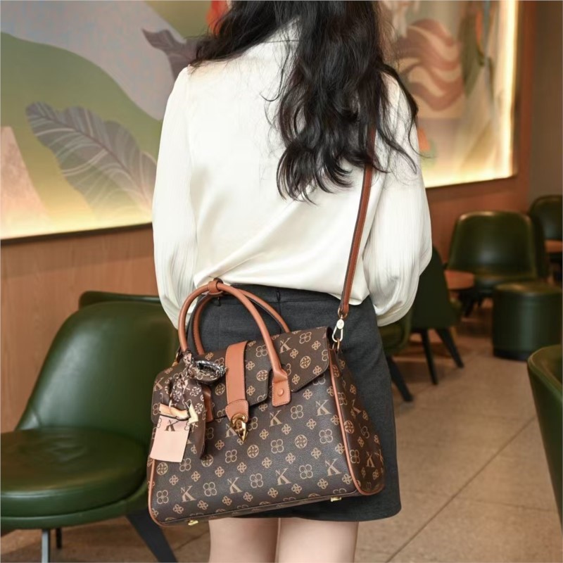 Bolso ligero de marca de lujo  - Women Bags High End Brands reseña y precio